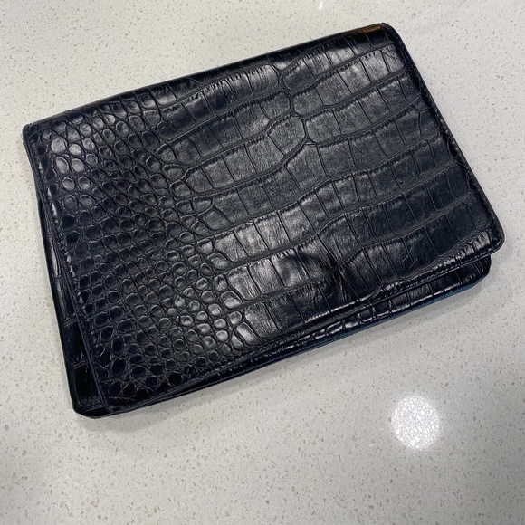 CROC ENVELOPE CLUTCH - Picture 1 of 5